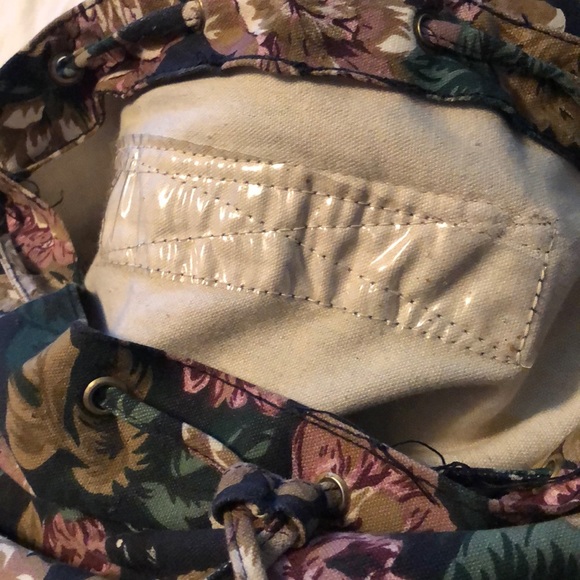 Floral Canvas Backpack - Picture 4 of 4